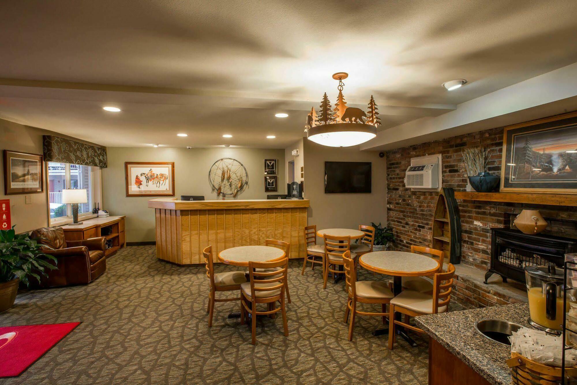 Econo Lodge Cherokee Near River Park Exteriör bild