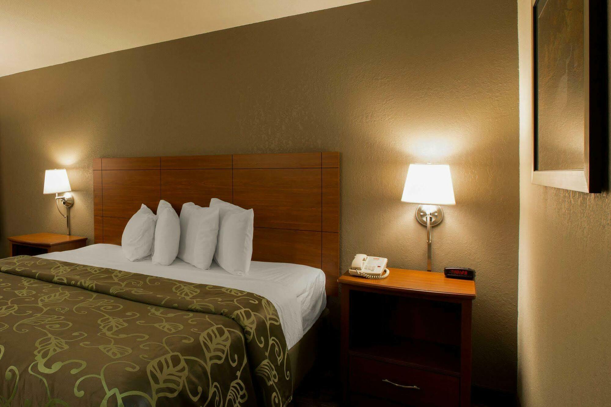 Econo Lodge Cherokee Near River Park Exteriör bild